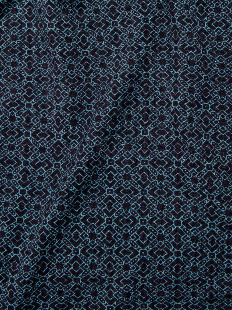 #color_jet black & blue coral